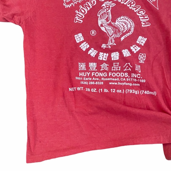 Sriracha graphic t-shirt top tee large - Picture 2 of 4
